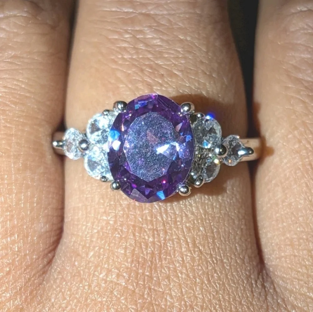 925 Dazzling 8 Ct Brilliant Cut Amathyst  Oval Stone Engagement Ring Sz 9